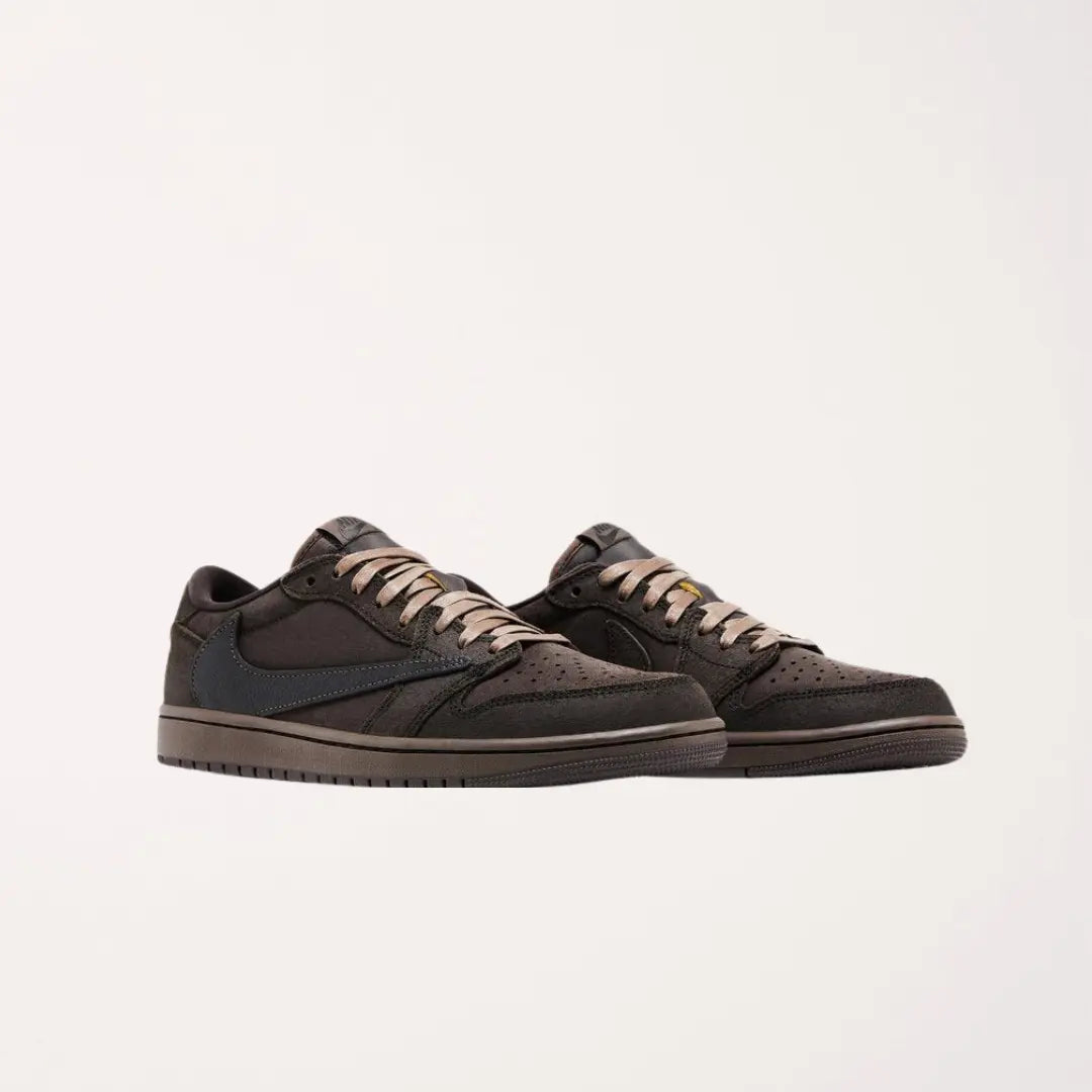 AIR JORDAN 1 RETRO LOW TRAVIS SCOTT VELVET BROWN PARTICULIER Chemtov-shop It was all a dream